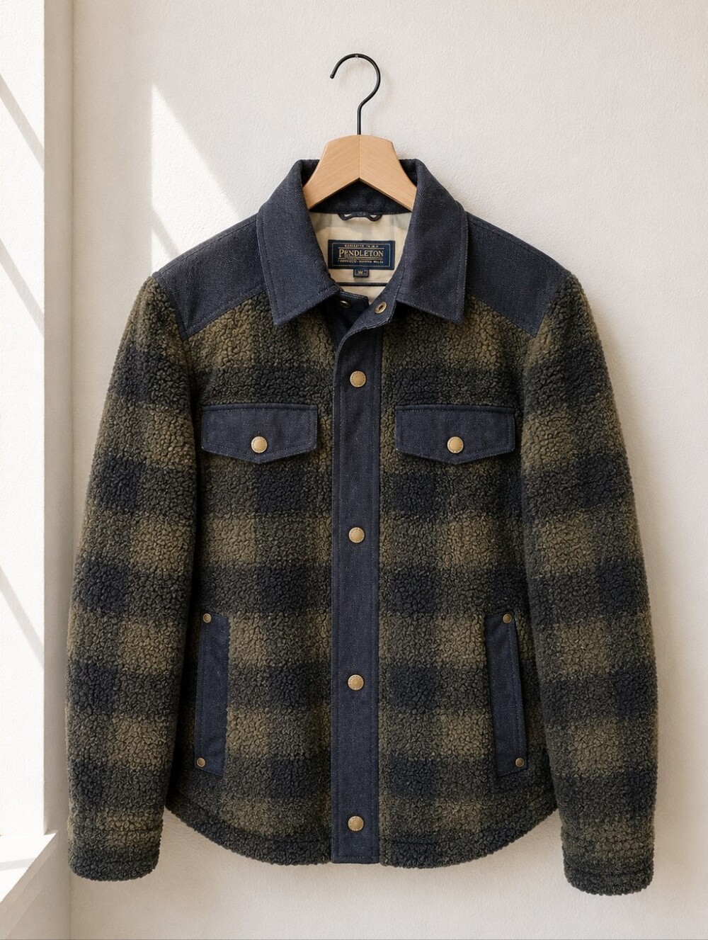 Pendleton Plaid Mixed-Media Denim & Sherpa Jacket – Men's Medium